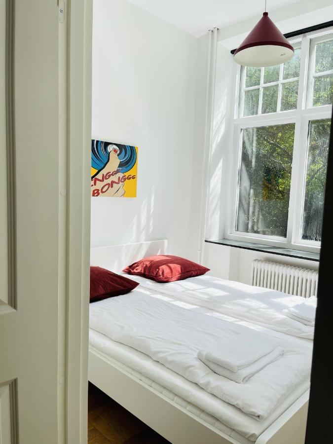 Aday - Aalborg Mansion - Open Bright Apartment With Garden エクステリア 写真